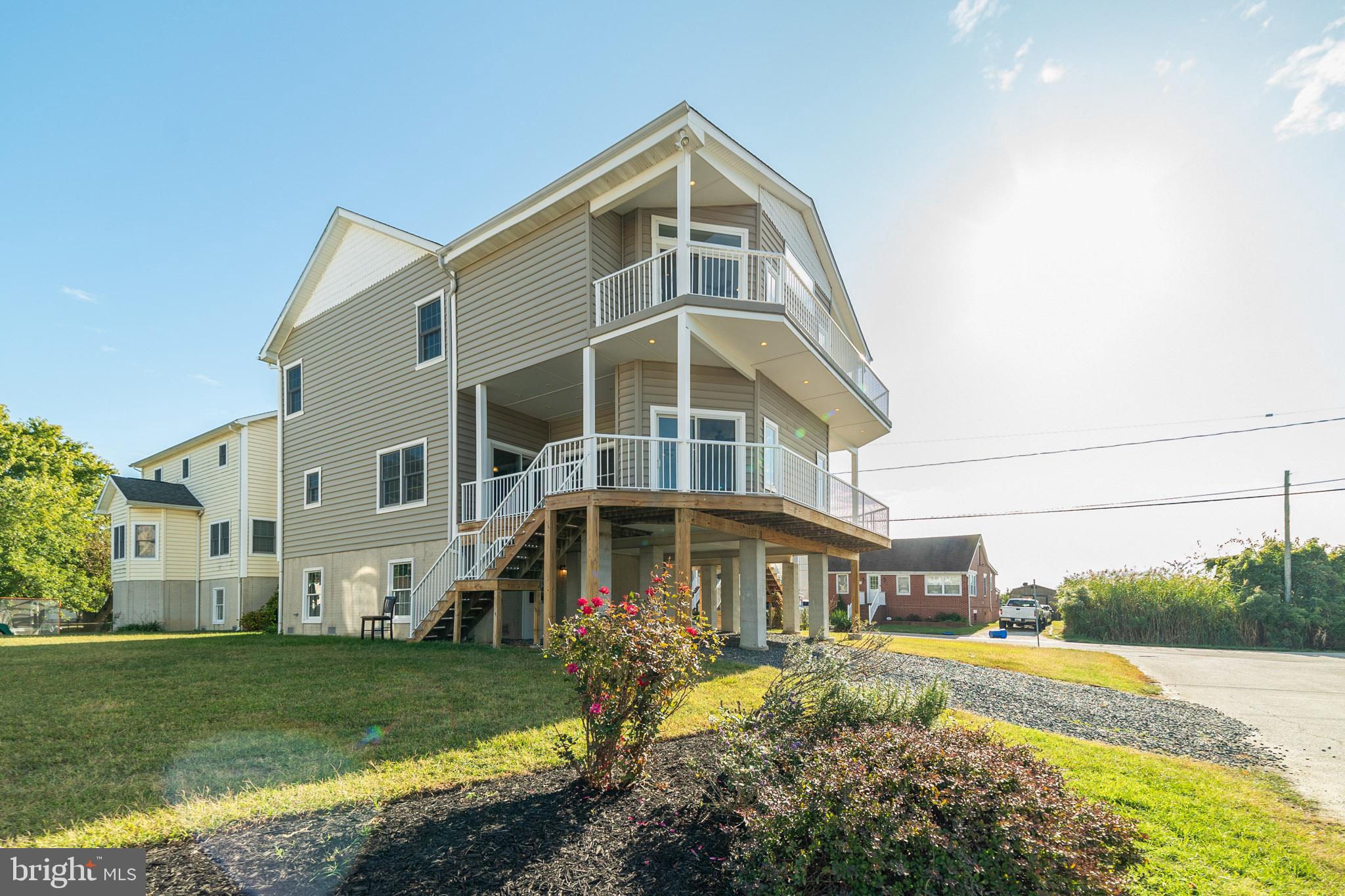 9116 Cuckold Point Road Baltimore, MD 21219 - Photo 29 of 40