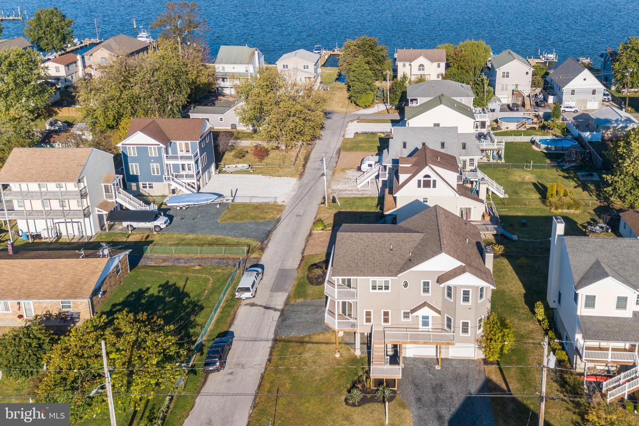 9116 Cuckold Point Road Baltimore, MD 21219 - Photo 35 of 40
