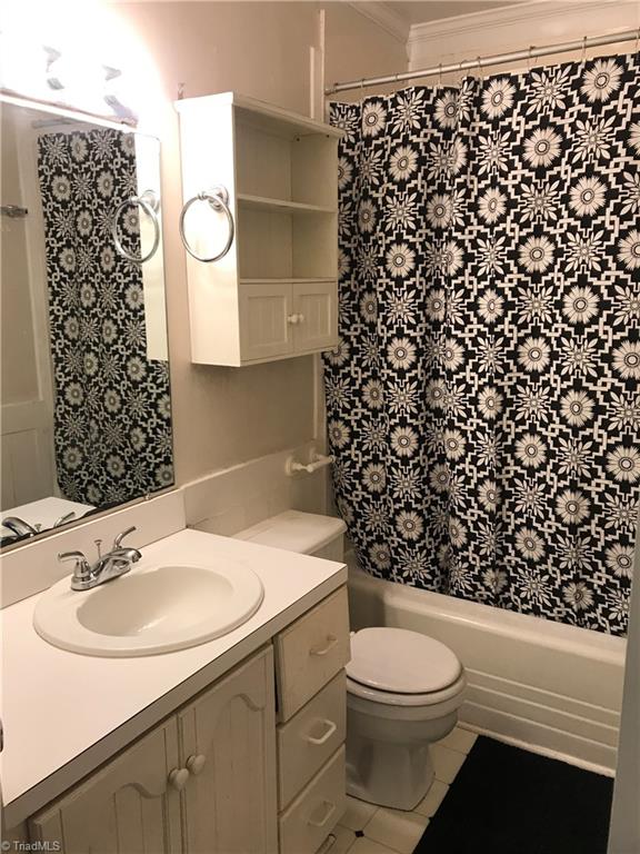 623 Woodlawn Road High Point, NC 27265 - Photo 11 of 15