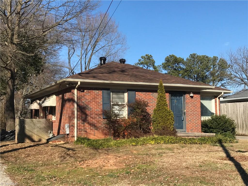 623 Woodlawn Road High Point, NC 27265 - Photo 3 of 15