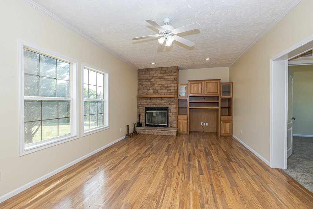 150 Camp Road Sweetwater, TN 37874 - Photo 5 of 33 Gallery Image 5