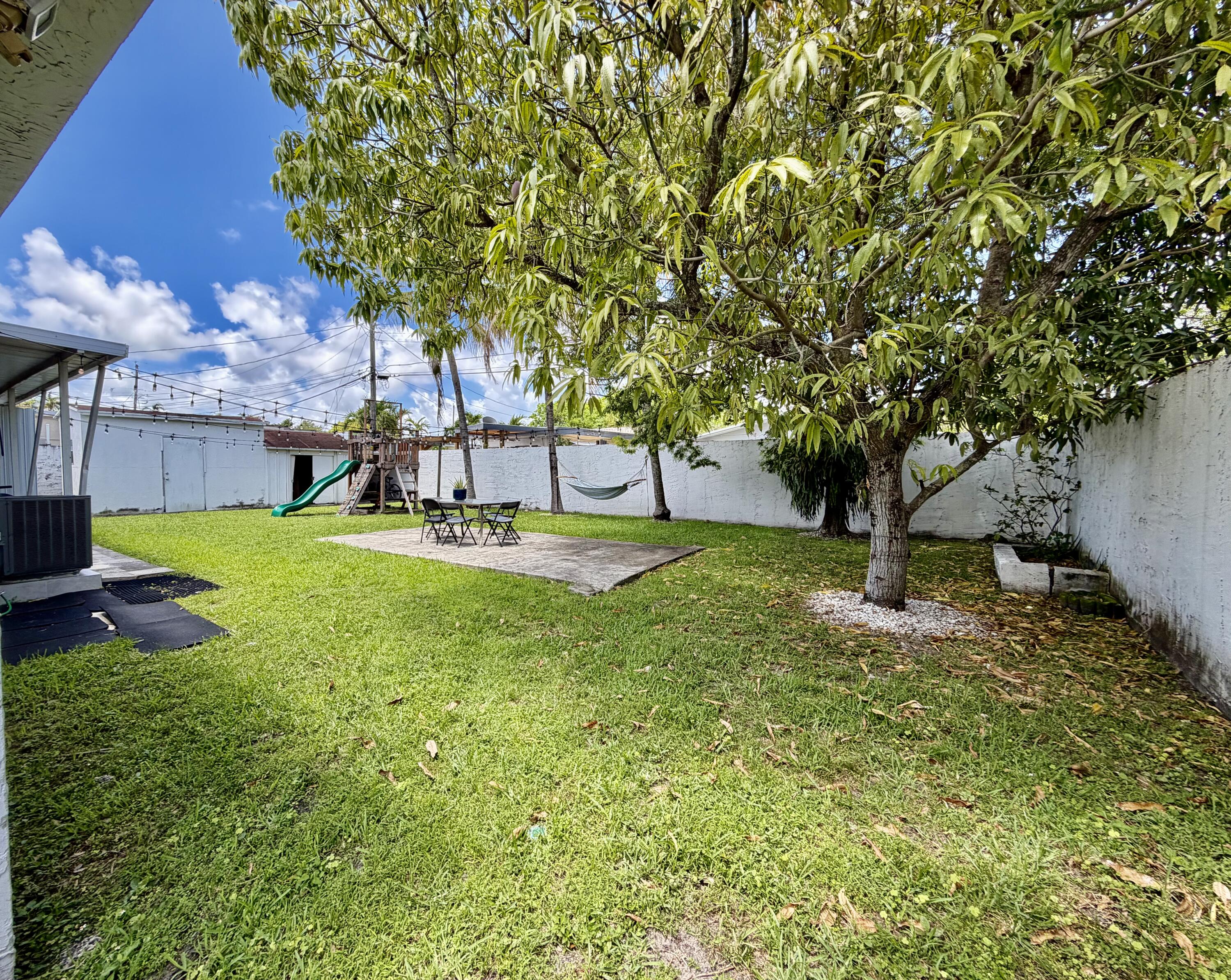 114 Southwest 57th Court Miami, FL 33144 - Photo 26 of 34 IMG_6568