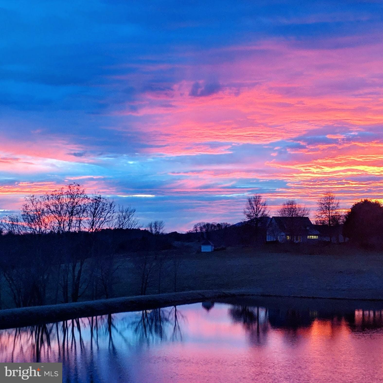 5426 Leeds Manor Road Hume, VA 22639 - Photo 23 of 33 Stunning sunsets