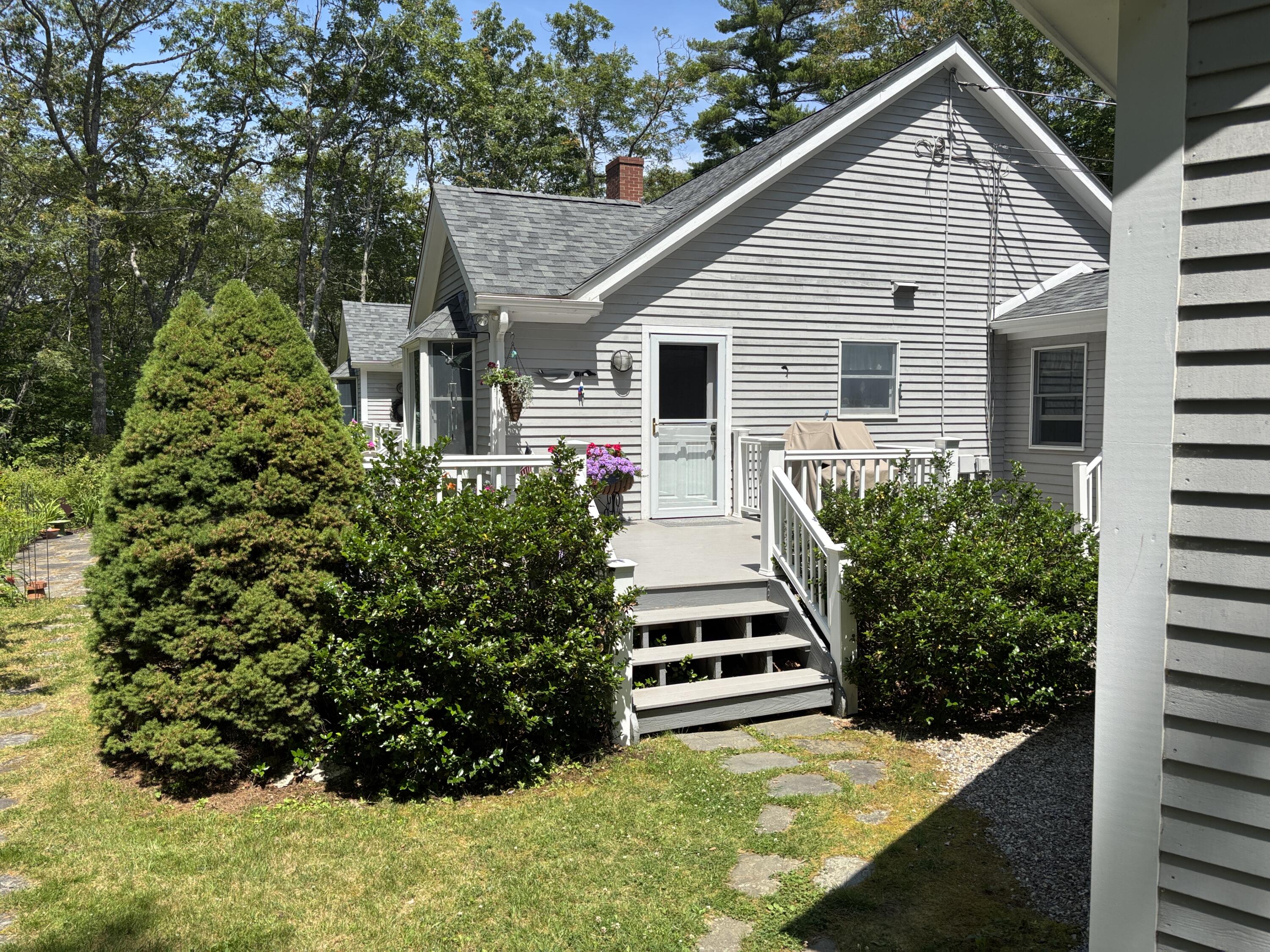 5 Morrison Road Round Pond, ME 04564 - Photo 5 of 46 Entry Porch