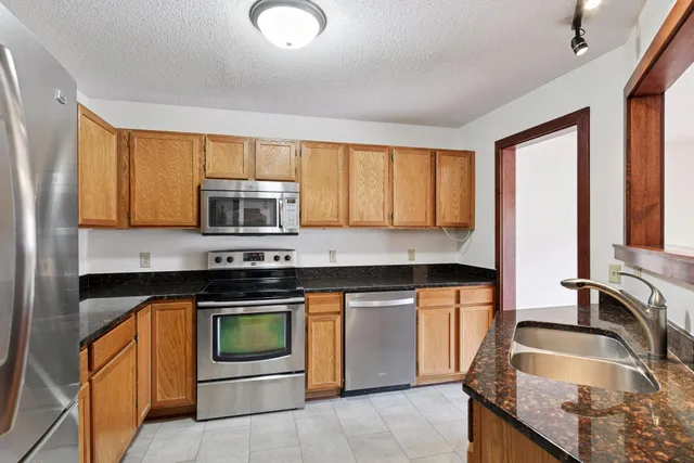 $267,000 | 7641 Nicholas Way, Chanhassen, MN 55317