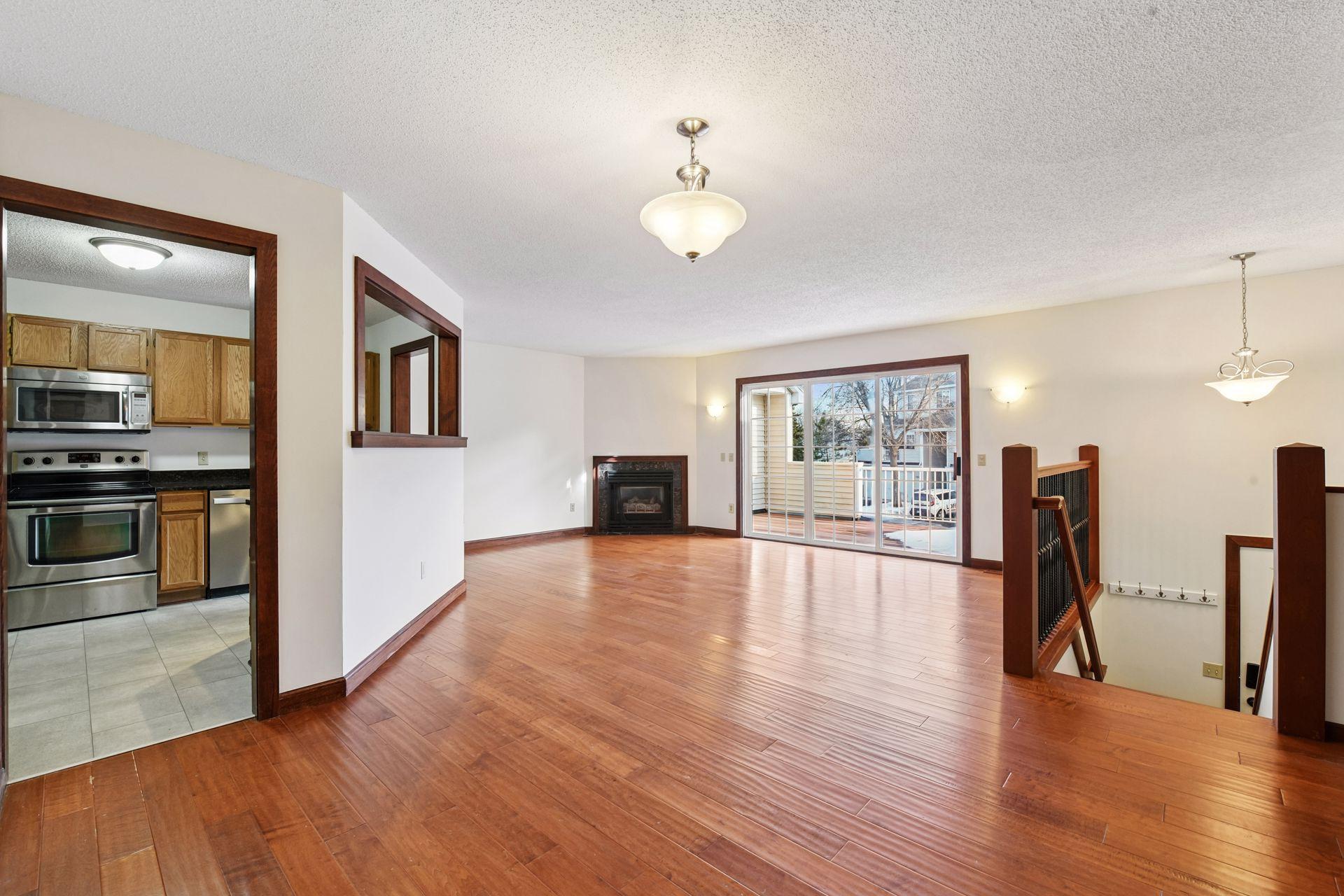 7641 Nicholas Way Chanhassen, MN 55317 - Photo 3 of 68