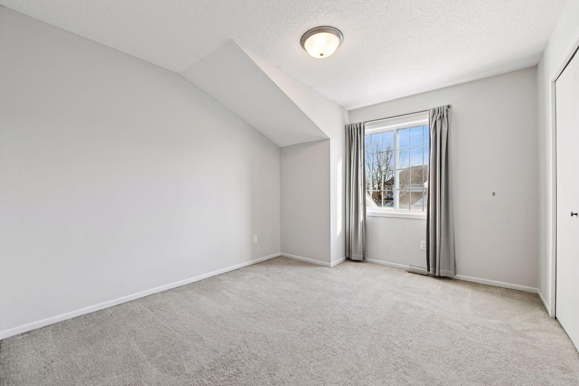 7641 Nicholas Way Chanhassen, MN 55317 - Photo 33 of 68