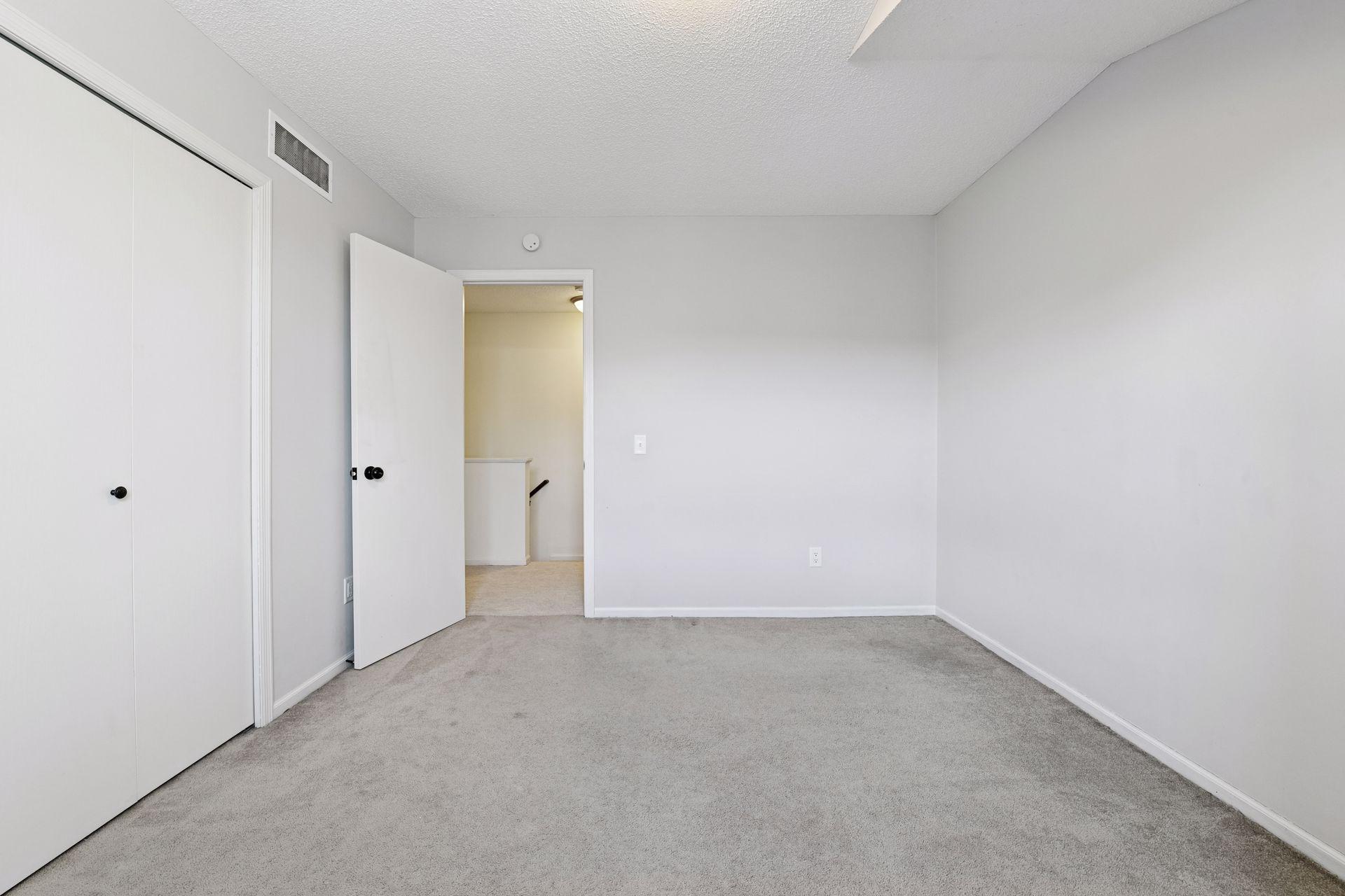 7641 Nicholas Way Chanhassen, MN 55317 - Photo 34 of 68