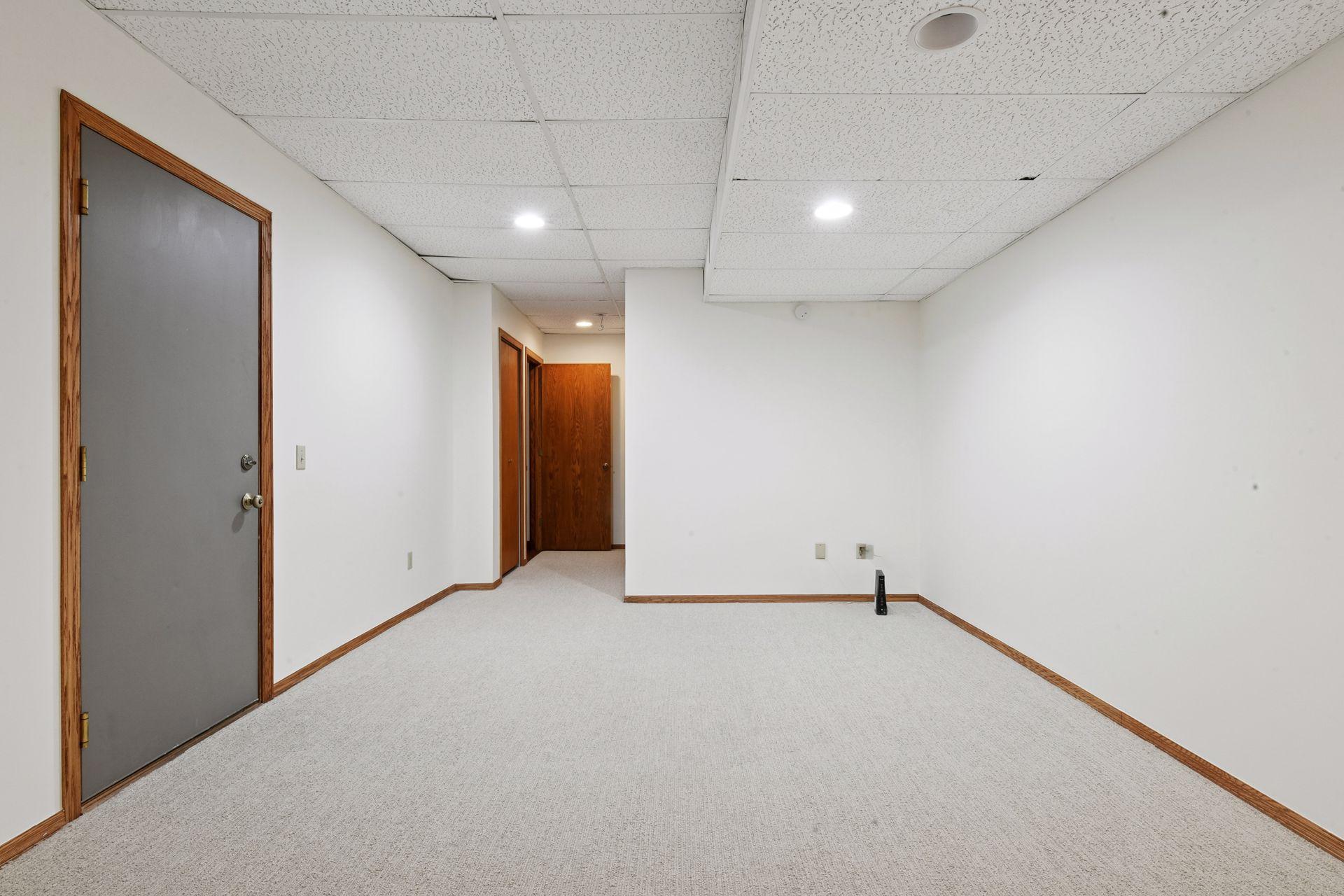 7641 Nicholas Way Chanhassen, MN 55317 - Photo 39 of 68