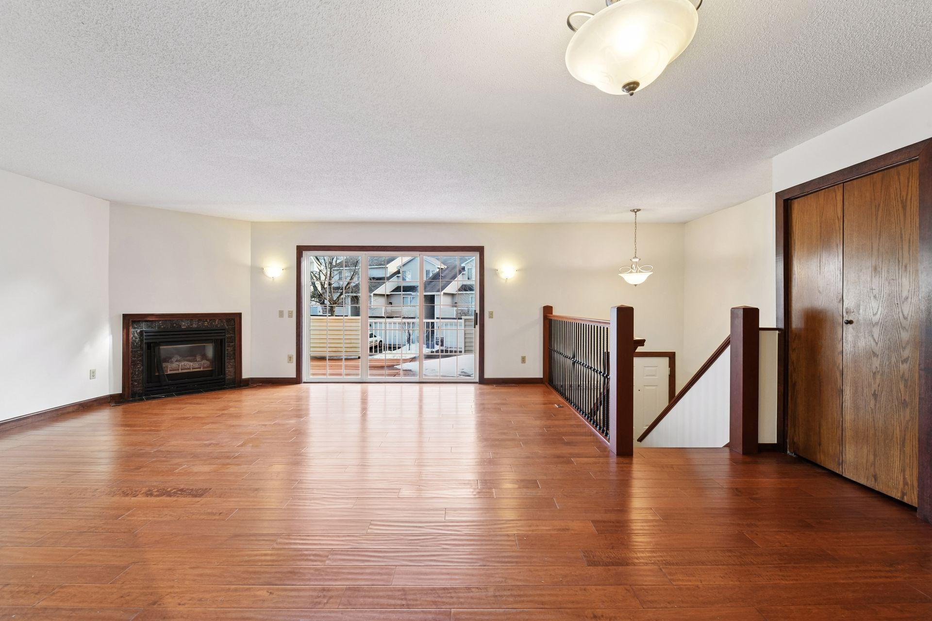 7641 Nicholas Way Chanhassen, MN 55317 - Photo 4 of 68