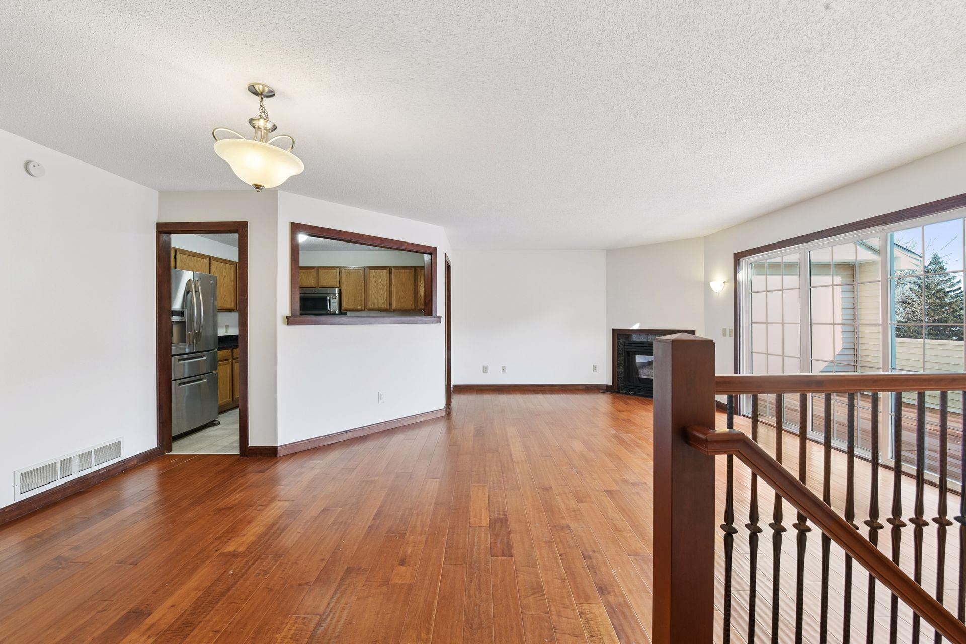 7641 Nicholas Way Chanhassen, MN 55317 - Photo 7 of 68