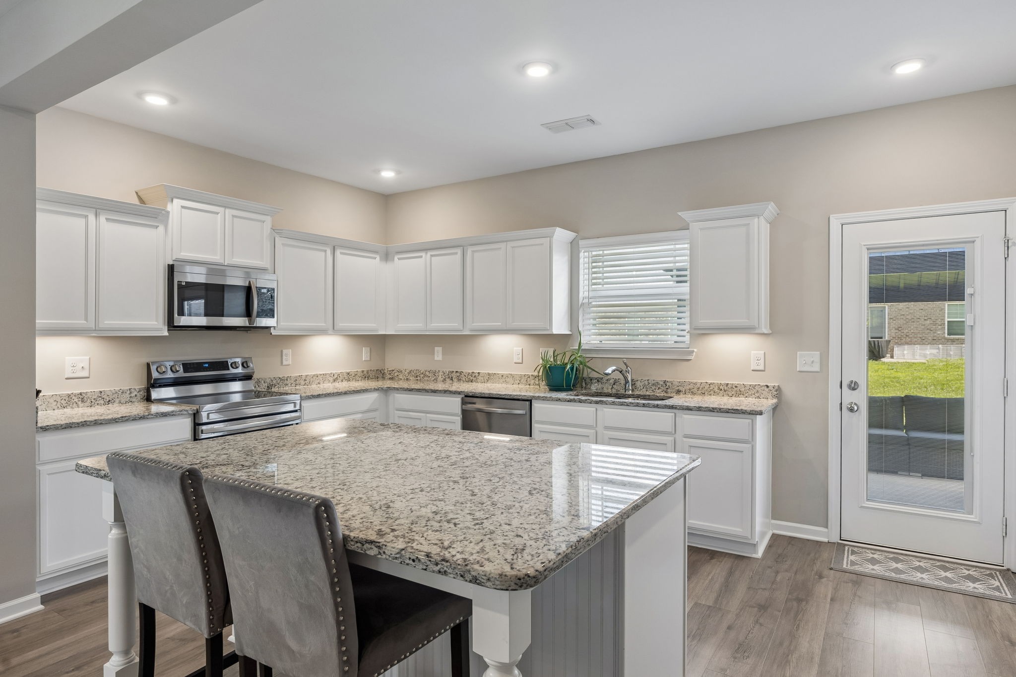 239 Thorpe Drive Spring Hill, TN 37174 - Photo 15 of 45