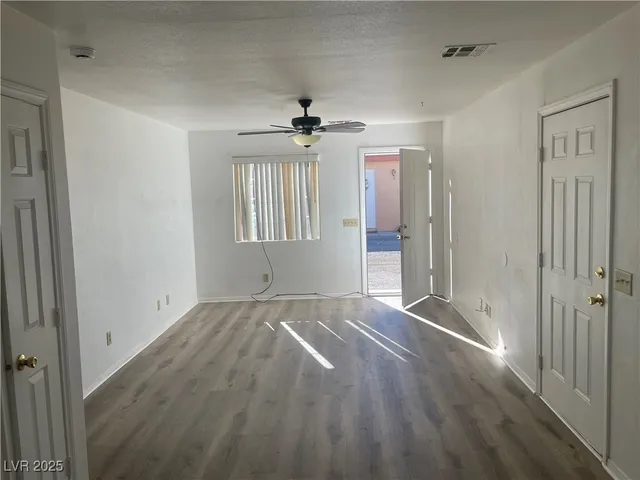 $1,300 | 165 South Mount Charleston Drive East, Unit B, Pahrump, NV 89048