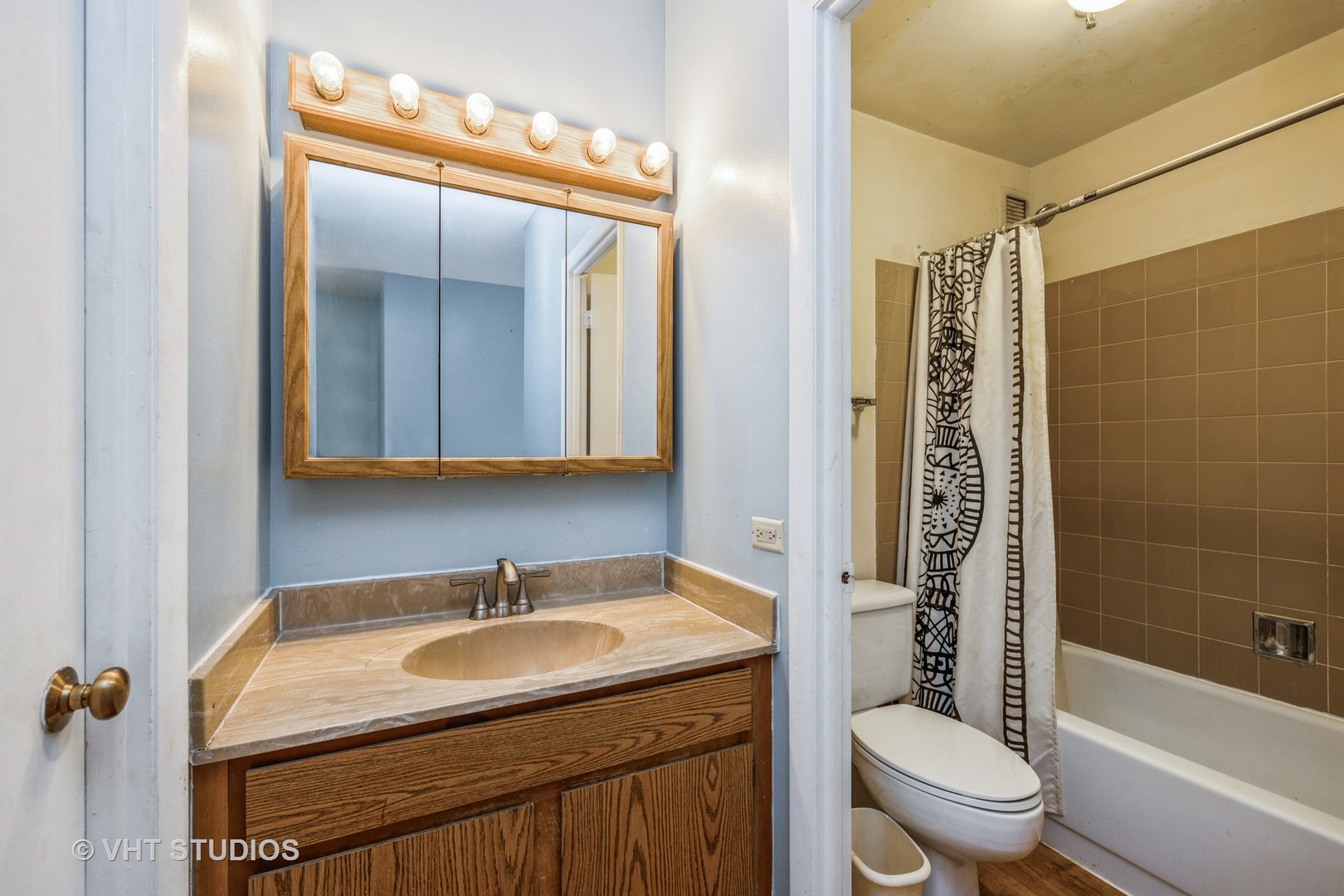 780 South Federal Street, Unit 1202 Chicago, IL 60605 - Photo 9 of 18