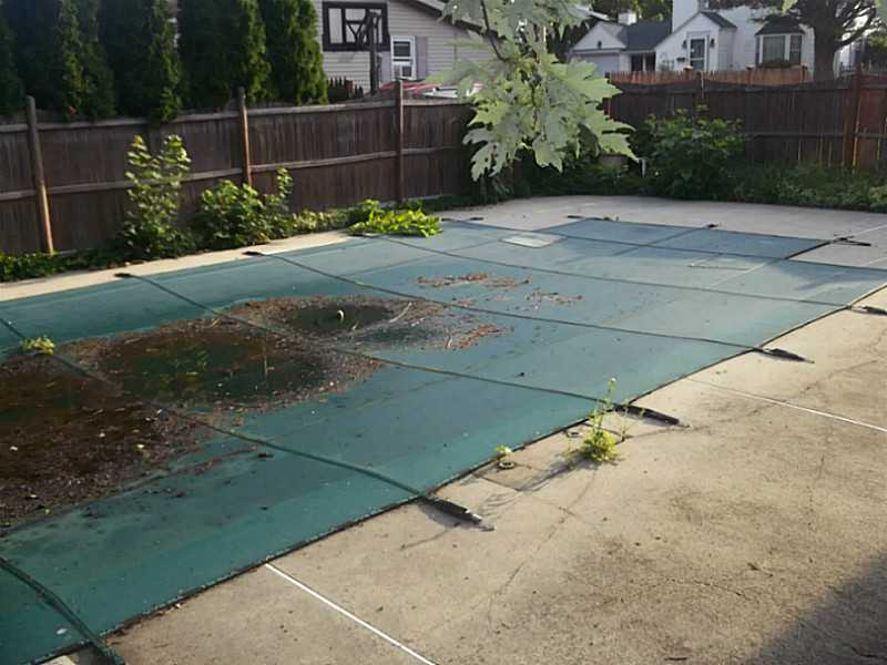 213 Tennyson Road Warwick, RI 02888 - Photo 9 of 10 Swimming Pool/Hot Tub/Sauna.