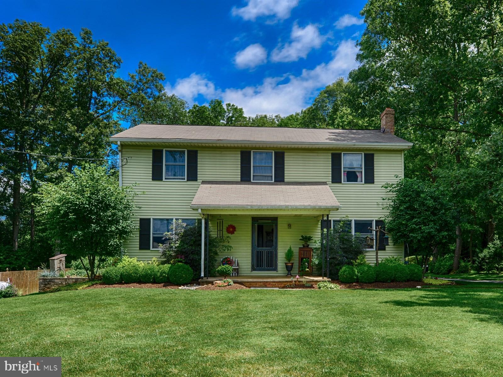 929 Mt Pleasant Road Quarryville, PA 17566 - Photo 2 of 29 Front View