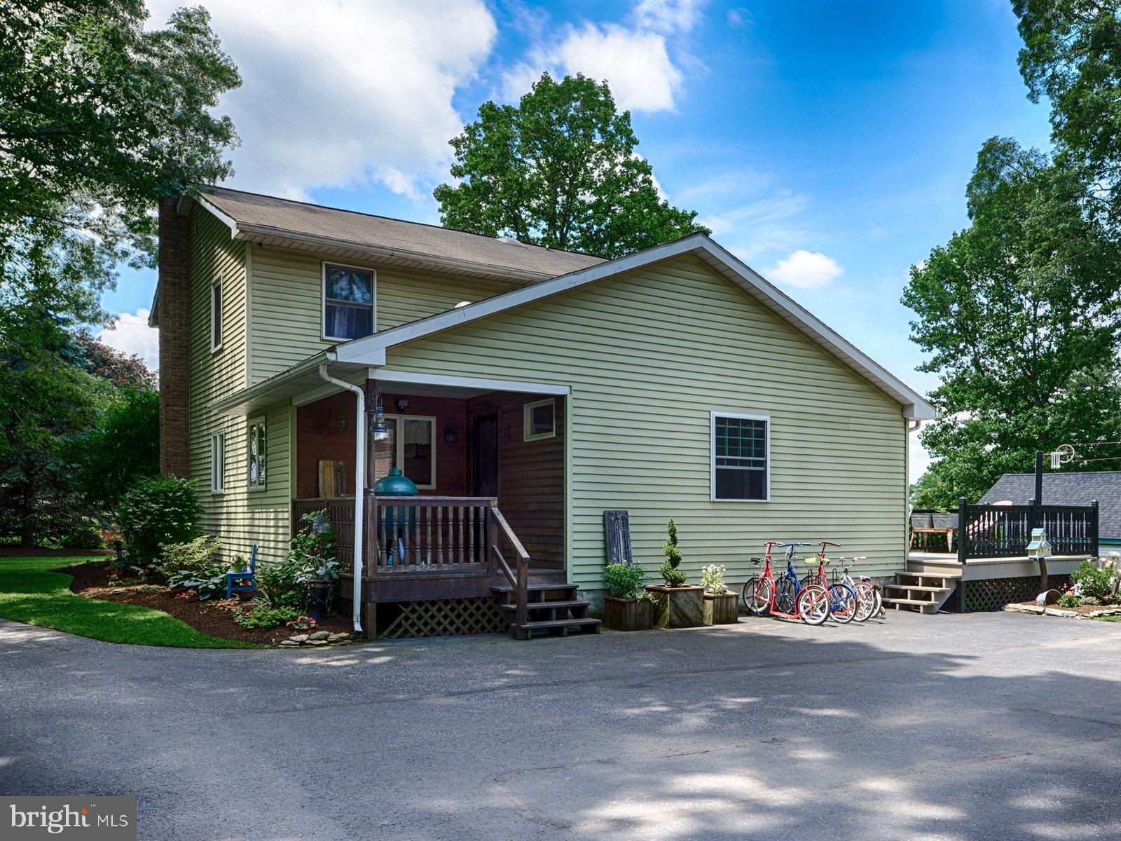 929 Mt Pleasant Road Quarryville, PA 17566 - Photo 4 of 29 Rear View