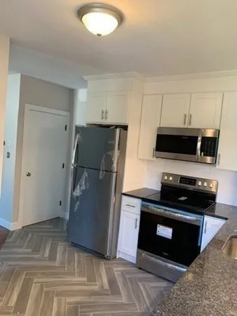 $2,400 | 15 Lester Street, Unit 1, Needham, MA 02494