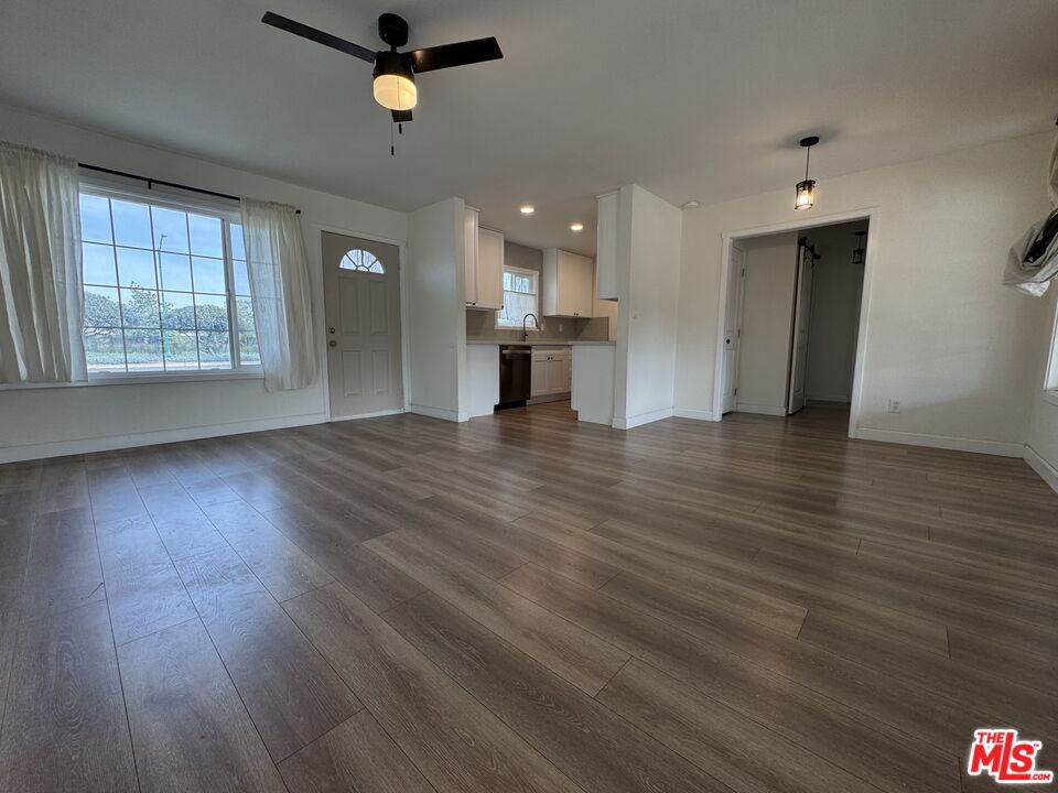 328 West Ball Road Anaheim, CA 92805 - Photo 3 of 13