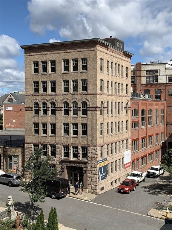6 Chatham Street, Unit 301 Worcester, MA 01608 - Photo 6 of 7 a front view of a building with street view