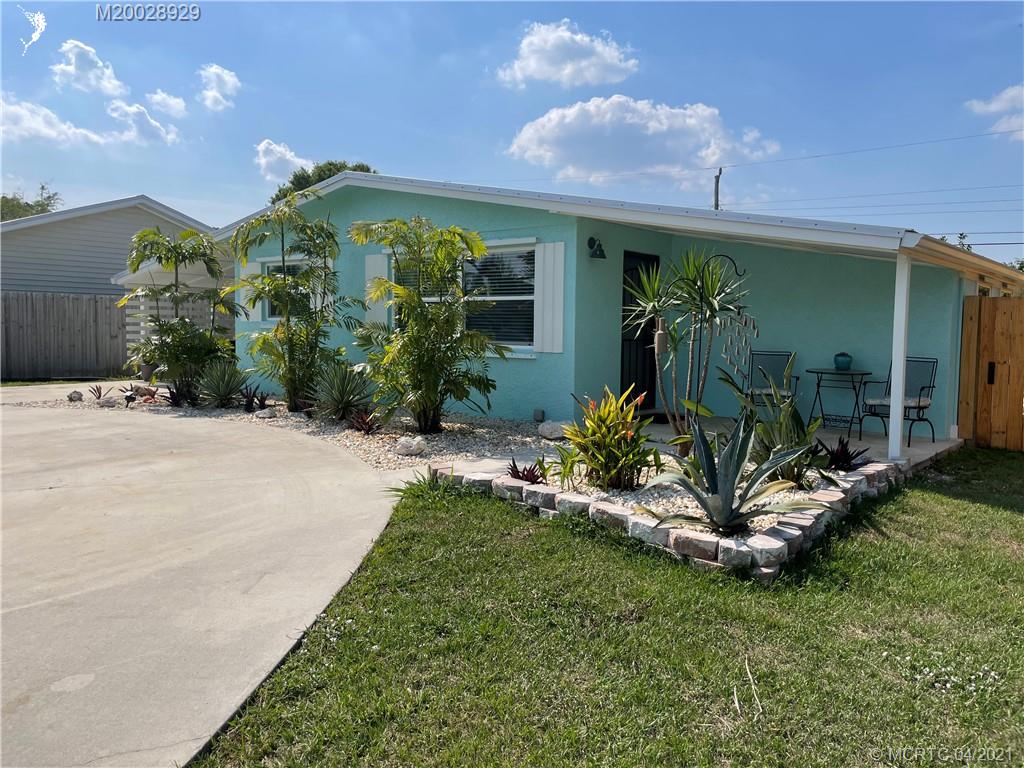 2267 Southeast Monroe Street Stuart, FL 34997 - Photo 4 of 23