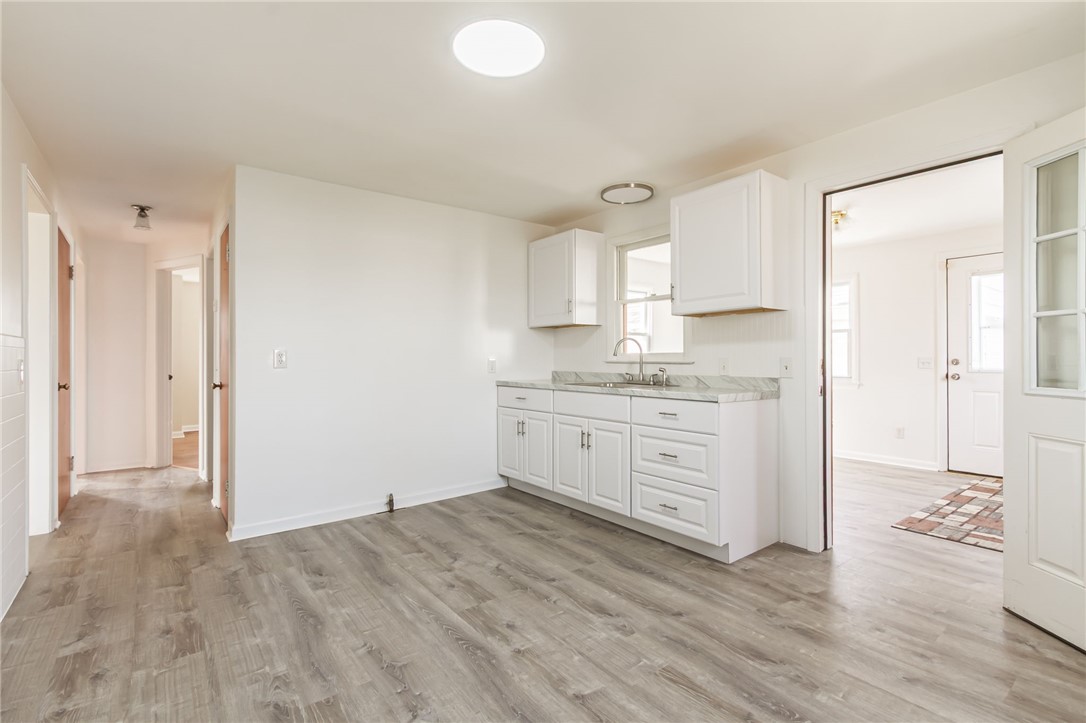 285 Waring Road Rochester, NY 14609 - Photo 11 of 24