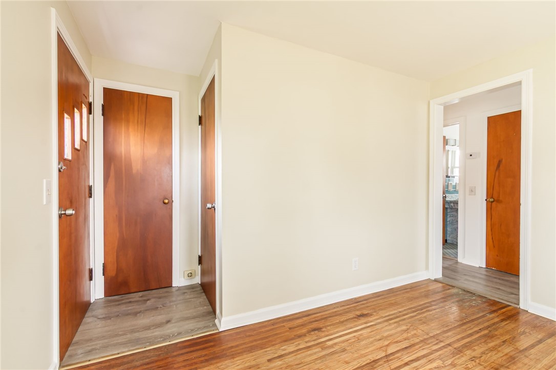 285 Waring Road Rochester, NY 14609 - Photo 12 of 24