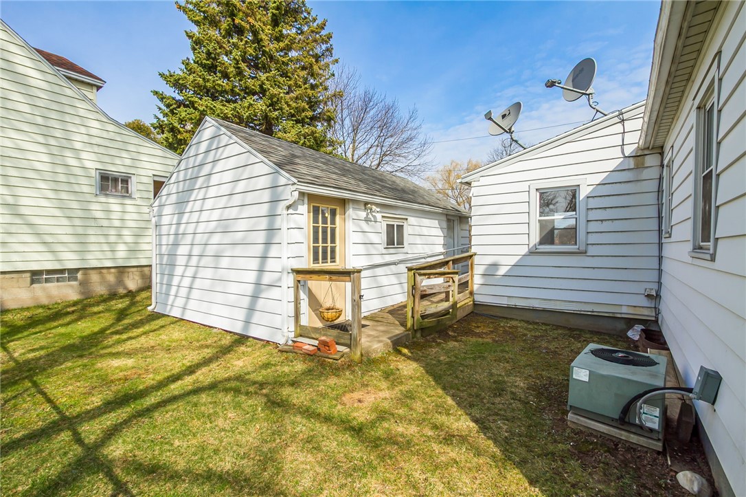 285 Waring Road Rochester, NY 14609 - Photo 22 of 24 BACKYARD