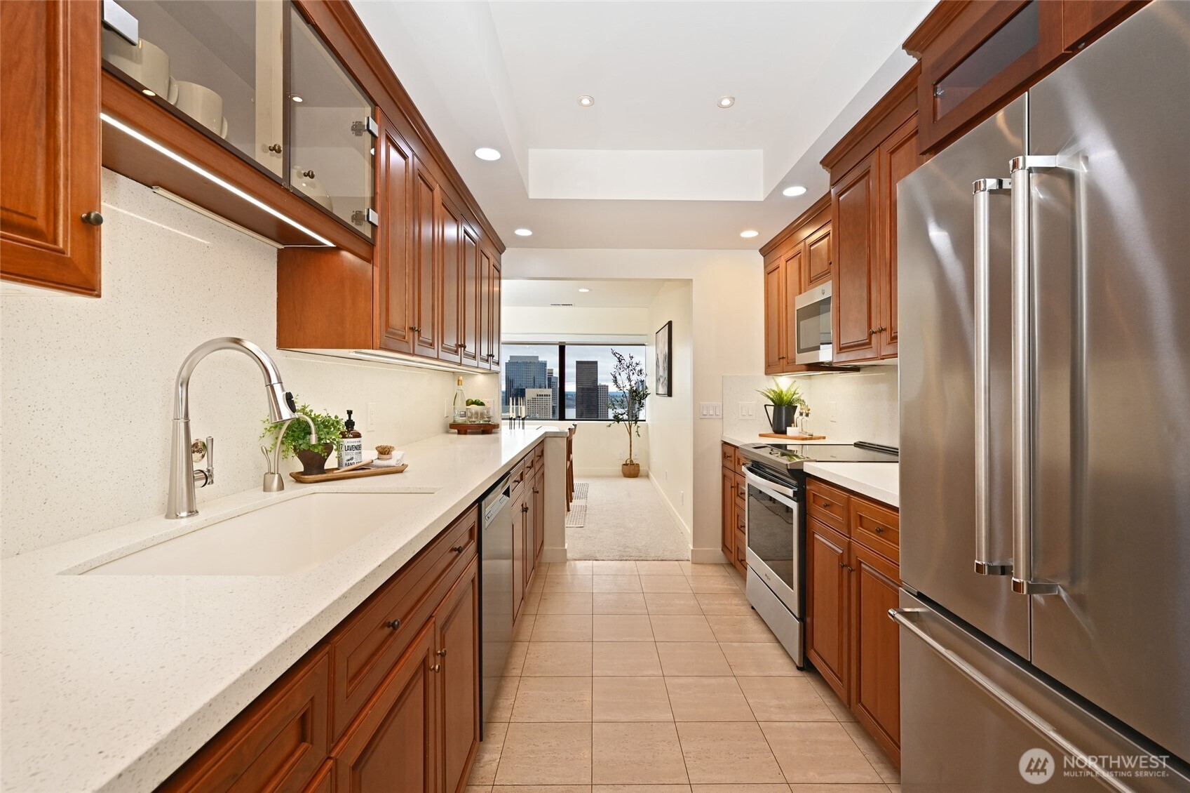 1301 Spring Street, Unit 21I Seattle, WA 98104 - Photo 12 of 40