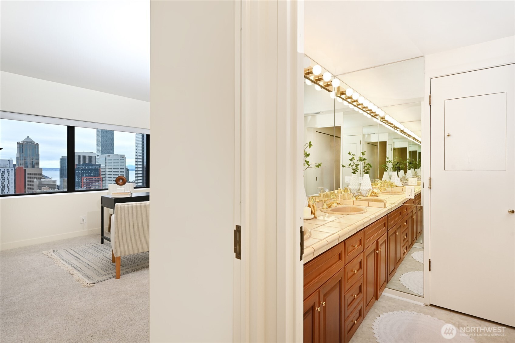 1301 Spring Street, Unit 21I Seattle, WA 98104 - Photo 20 of 40