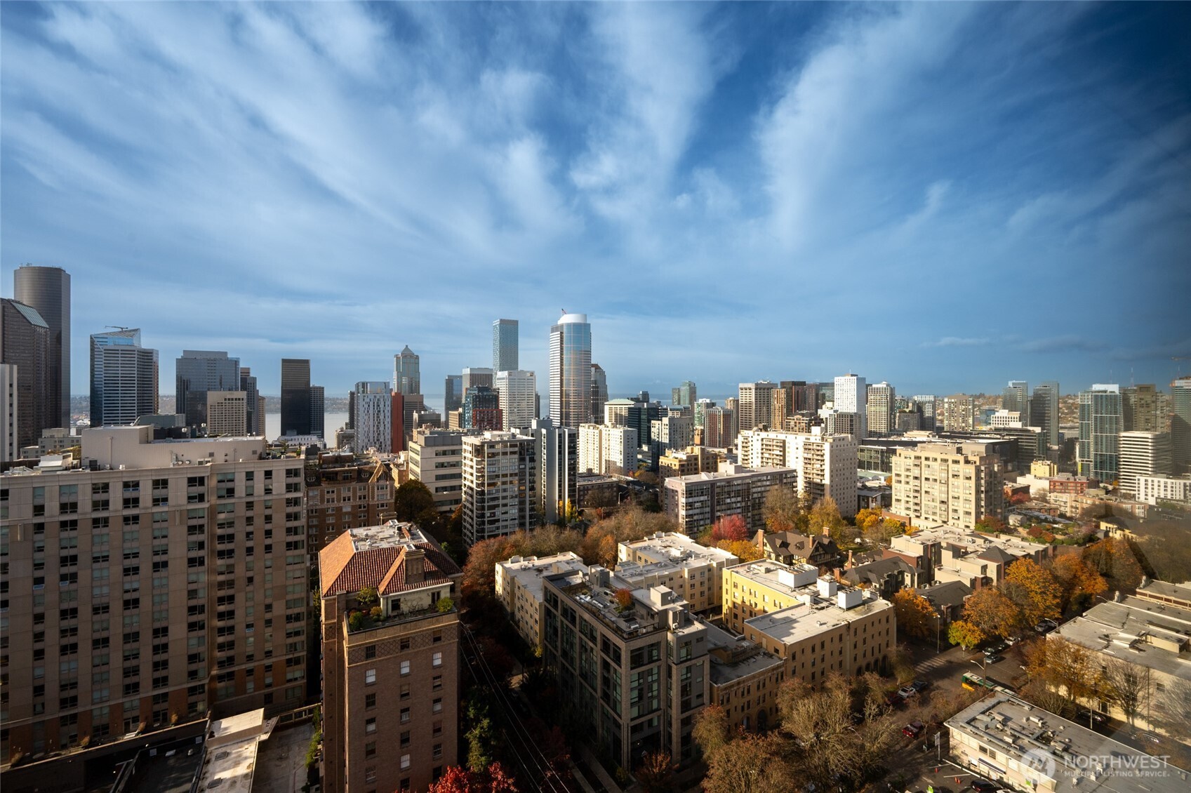 1301 Spring Street, Unit 21I Seattle, WA 98104 - Photo 31 of 40