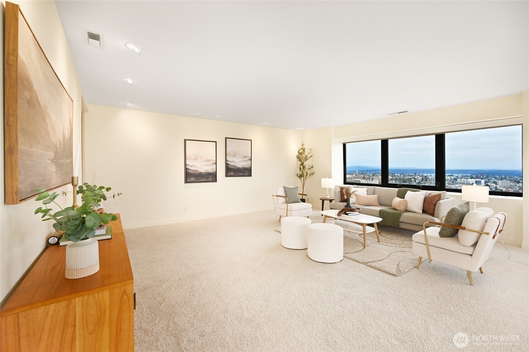 1301 Spring Street, Unit 21I Seattle, WA 98104 - Photo 5 of 40