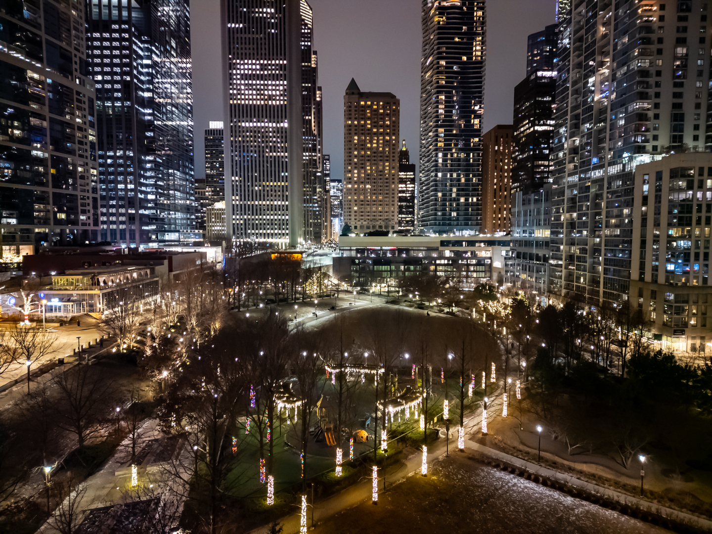 400 East Randolph Street, Unit 828 Chicago, IL 60601 - Photo 14 of 15