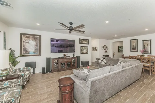 $449,000 | 1039 Horizon Drive West, Madera, CA 93636