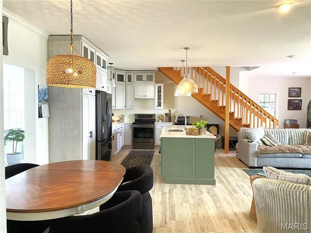 $425,000 | 2204 Stonebrook, Dexter, MO 63841