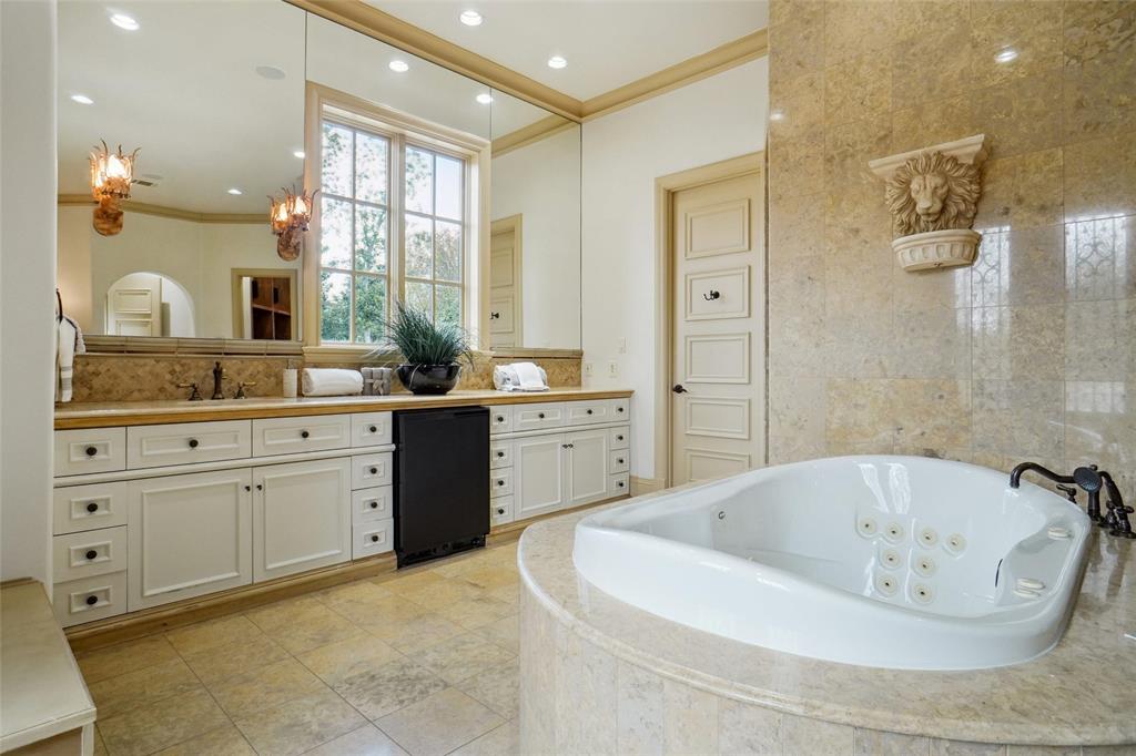 2201 La Rochelle Flower Mound, TX 75022 - Photo 25 of 40