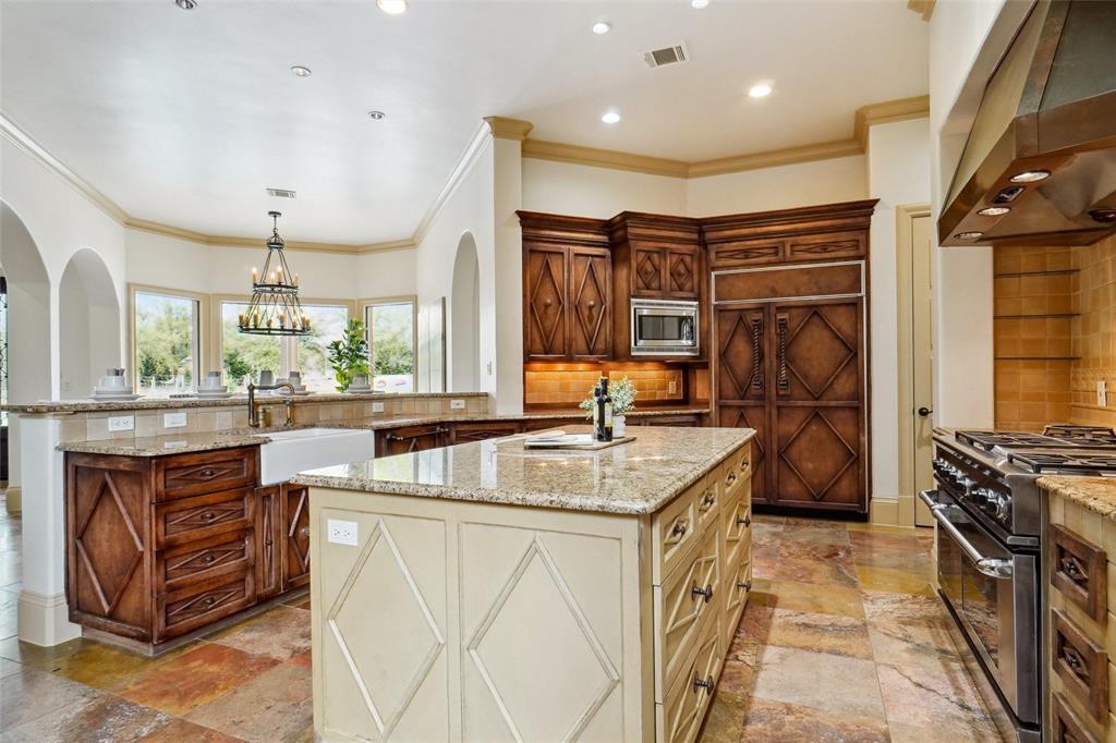 2201 La Rochelle Flower Mound, TX 75022 - Photo 10 of 40