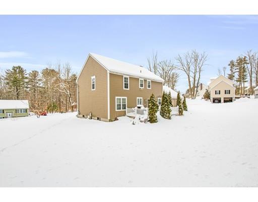78 Fairview Park Road Sturbridge, MA 01566 - Photo 28 of 30 a view of a house with a snow in the background