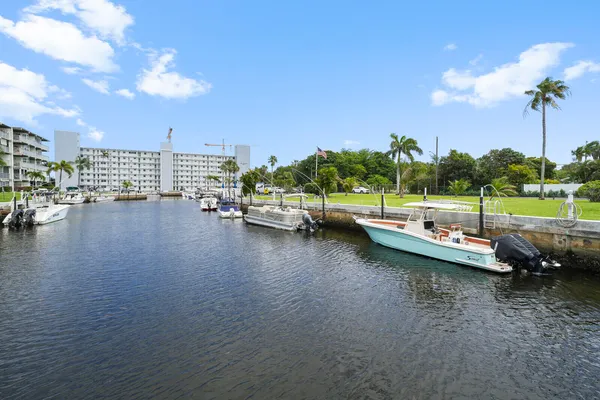 $2,900 | 1444 Southeast 15th Court, Unit 103, Deerfield Beach, FL 33441