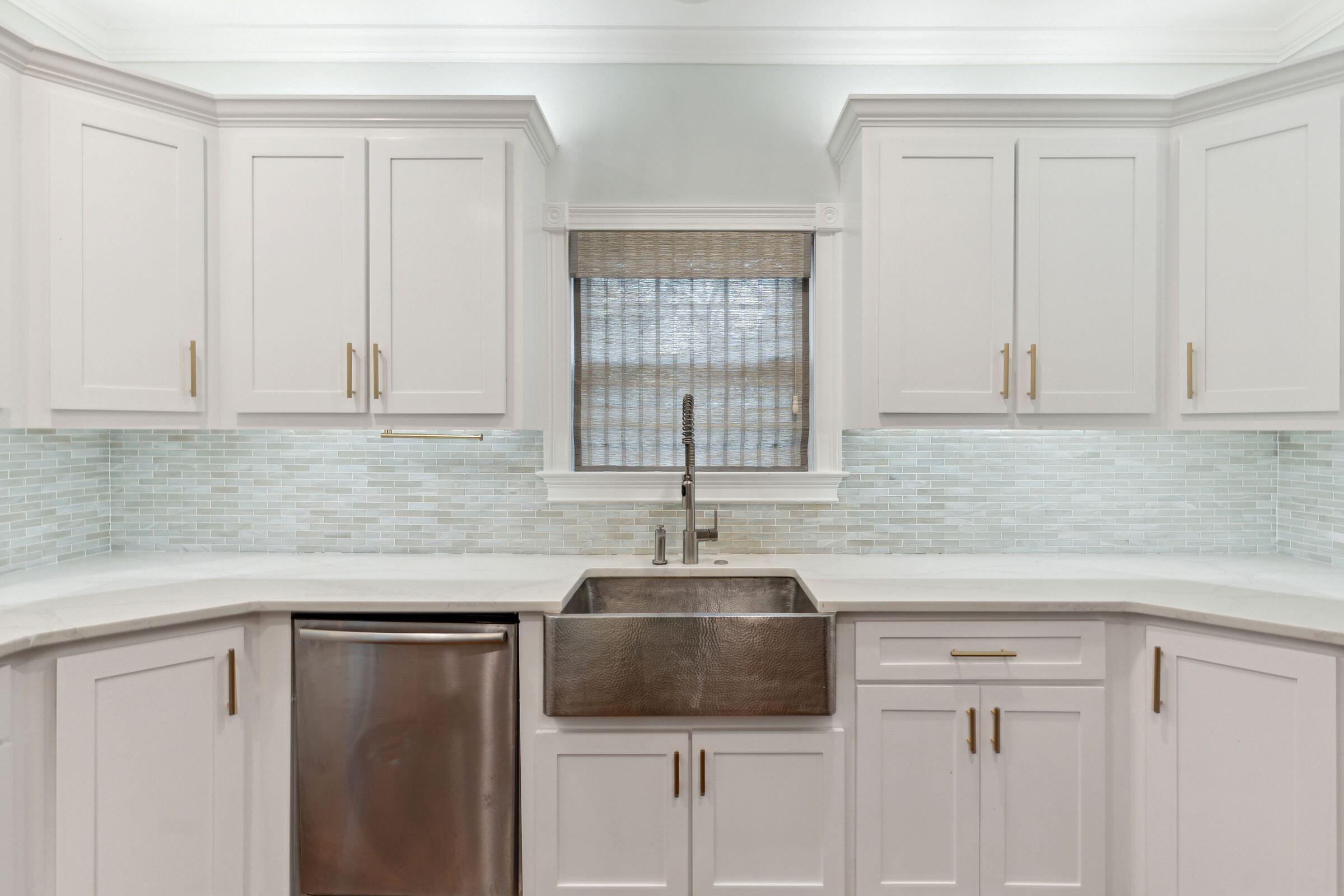 1489 Oak Landing Road Mount Pleasant, SC 29464 - Photo 19 of 81 1489OaklandingRd-KeenEyeMarketing-019