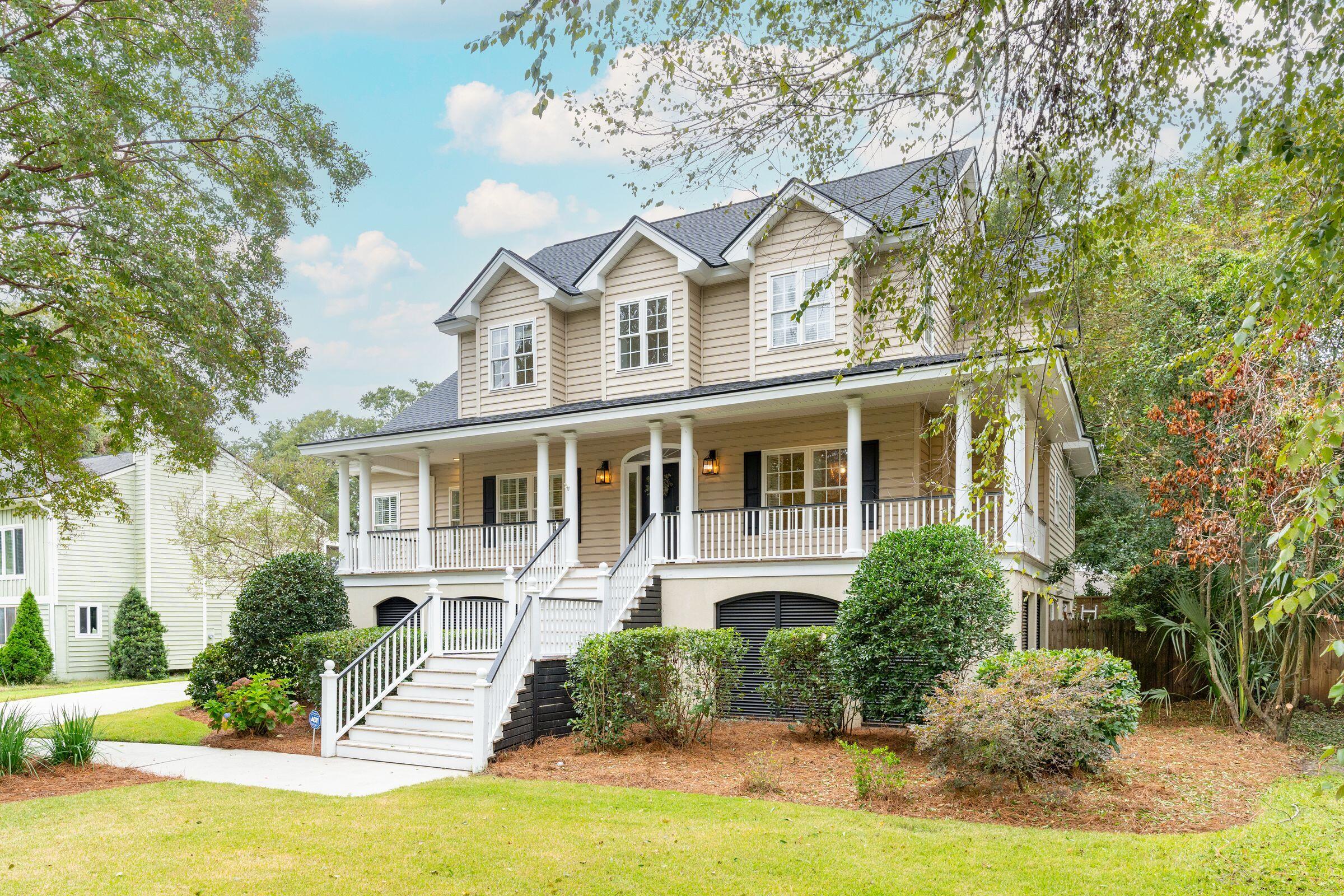 1489 Oak Landing Road Mount Pleasant, SC 29464 - Photo 2 of 81 1489OaklandingRd-KeenEyeMarketing-002
