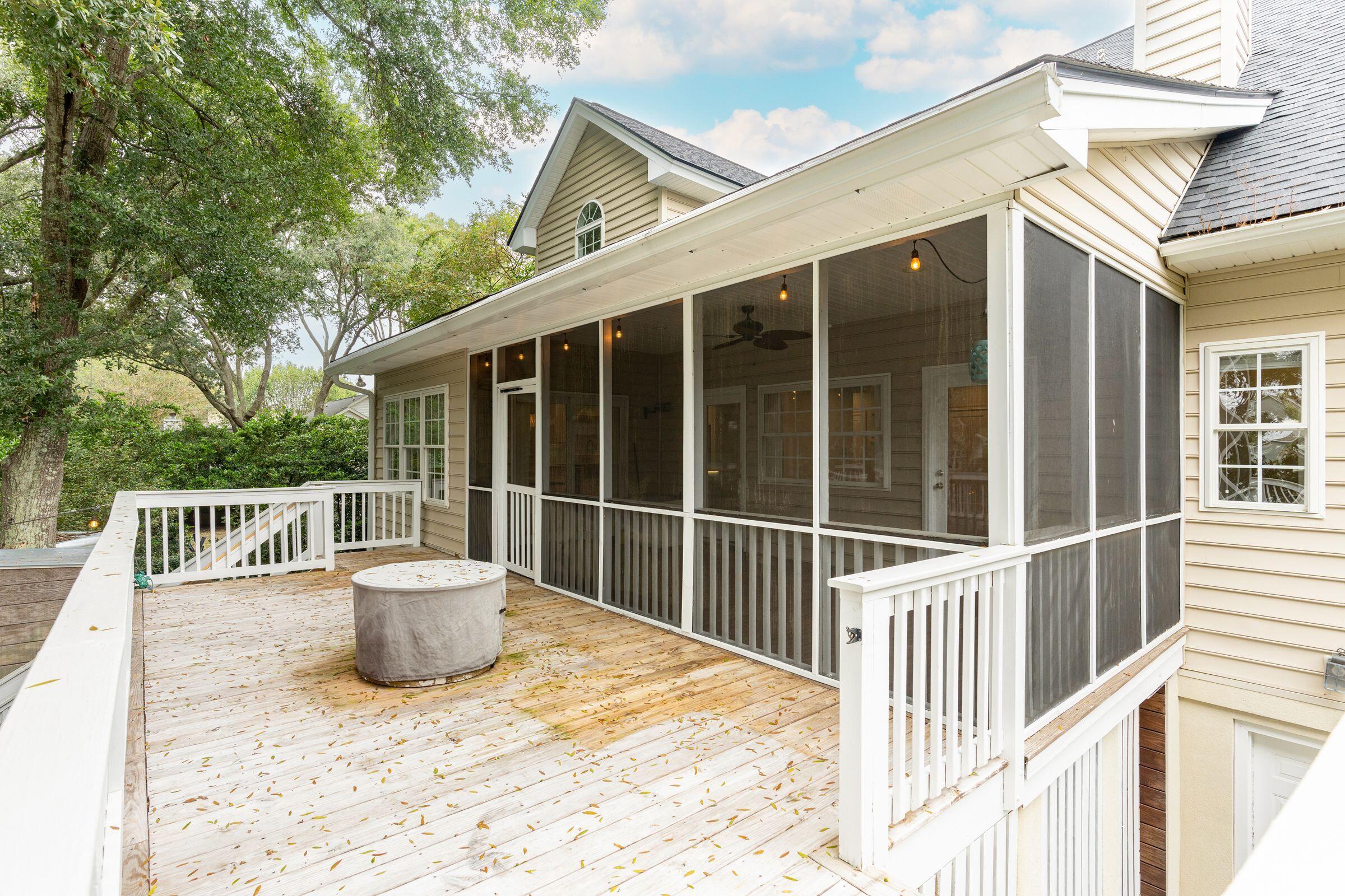 1489 Oak Landing Road Mount Pleasant, SC 29464 - Photo 24 of 81 1489OaklandingRd-KeenEyeMarketing-024