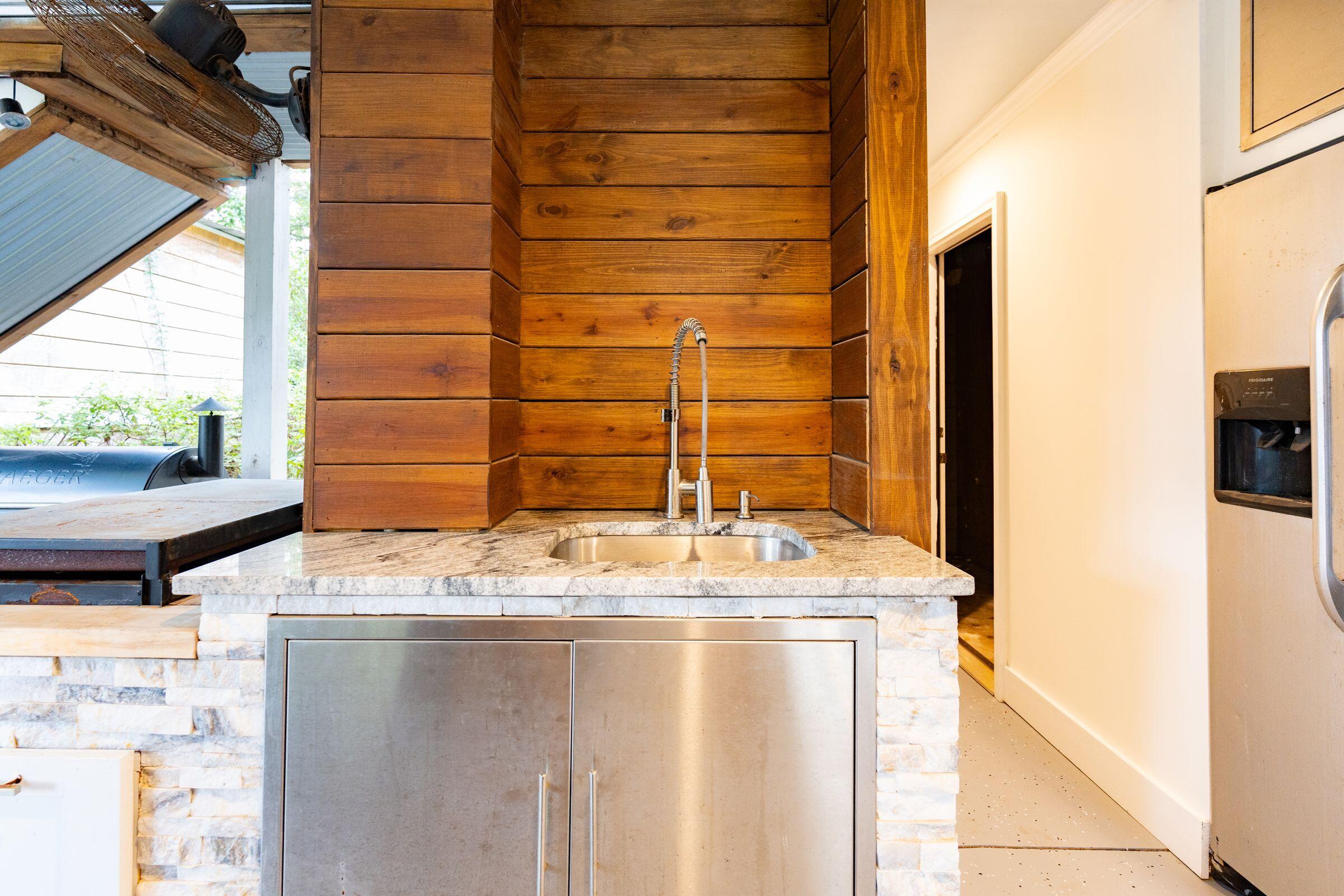1489 Oak Landing Road Mount Pleasant, SC 29464 - Photo 63 of 81 1489OaklandingRd-KeenEyeMarketing-063