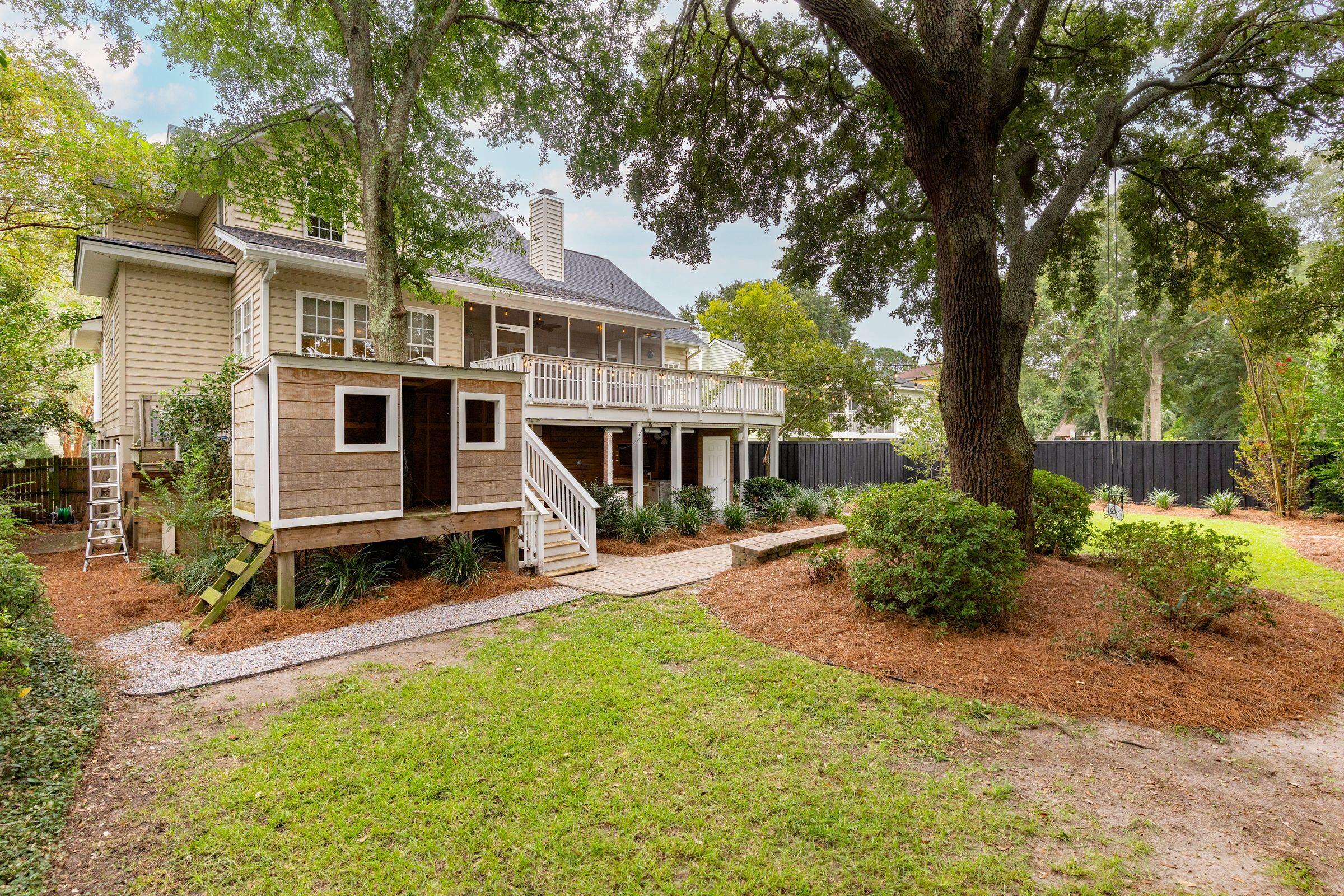 1489 Oak Landing Road Mount Pleasant, SC 29464 - Photo 70 of 81 1489OaklandingRd-KeenEyeMarketing-070