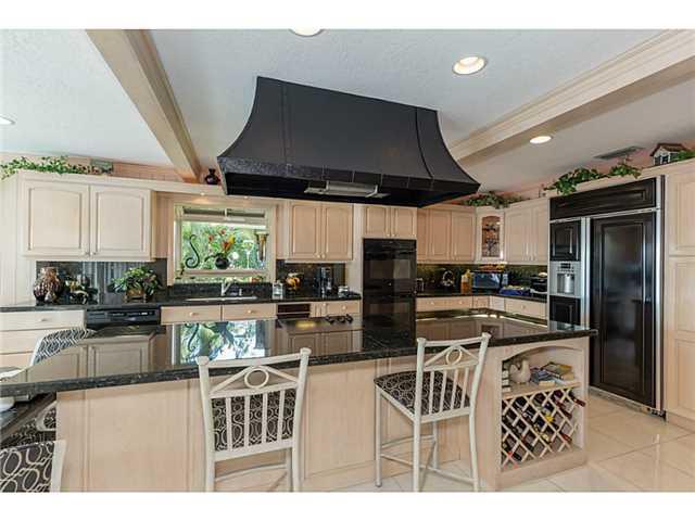 30 Rio Vista Drive Stuart, FL 34996 - Photo 8 of 24 Gallery Image 8