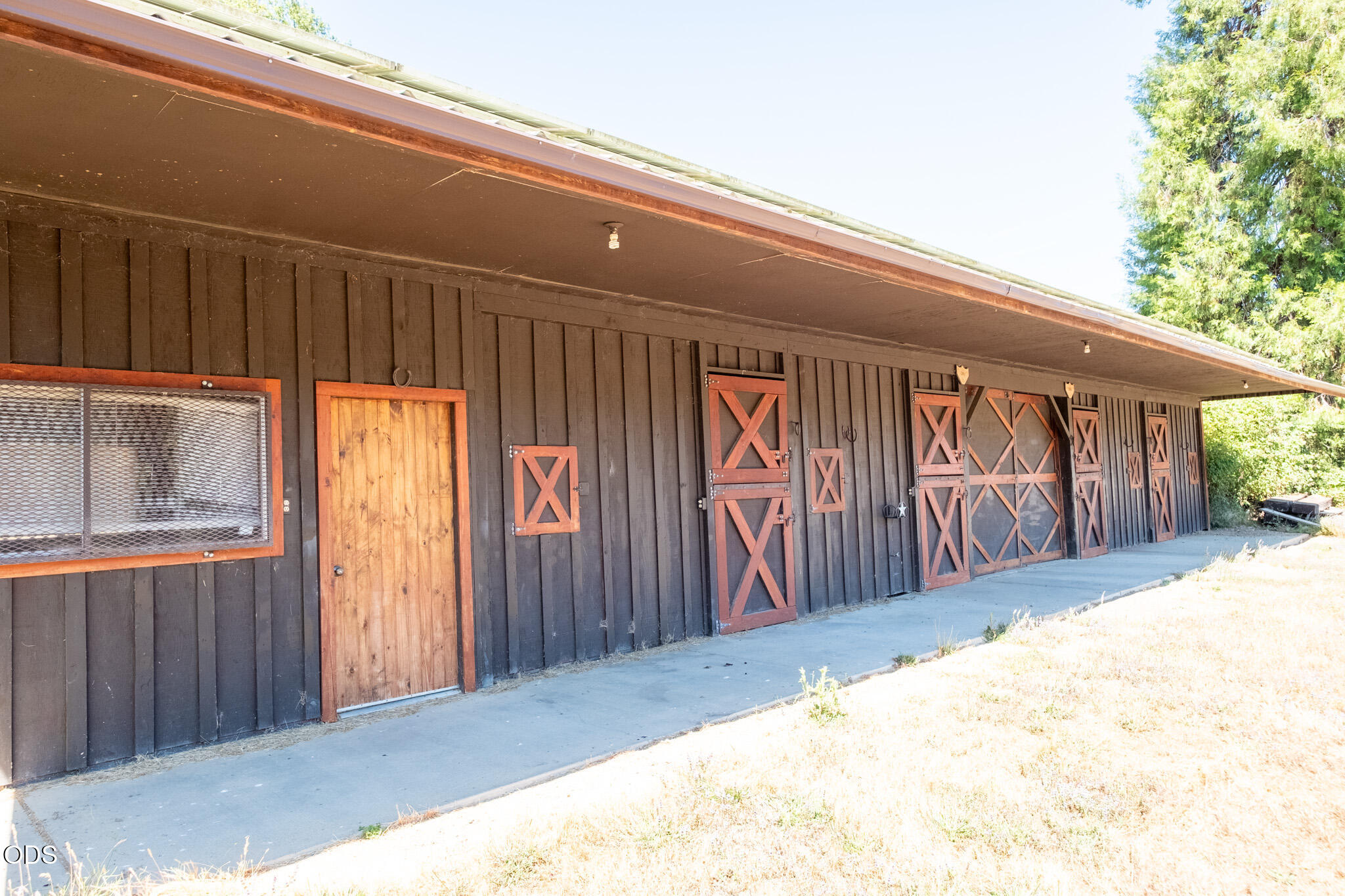 1329 Larson Road Roseburg, OR 97471 - Photo 12 of 65