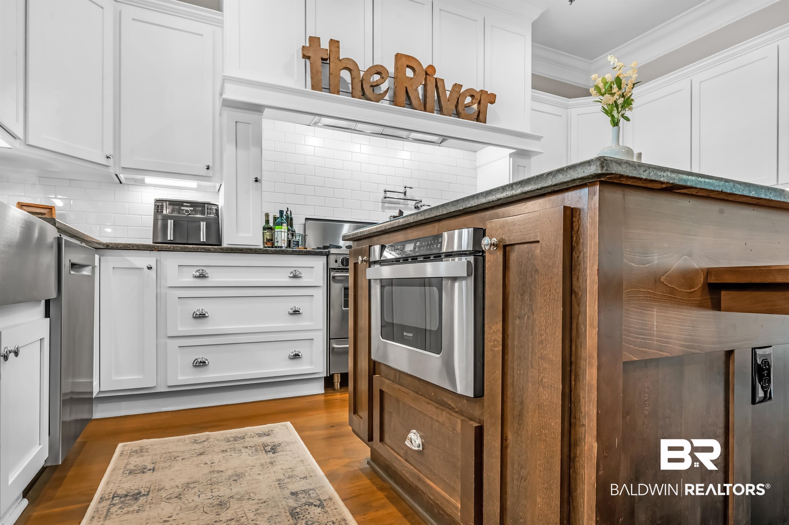 15196 River Road Fairhope, AL 36532 - Photo 33 of 73 Drawer Microwave