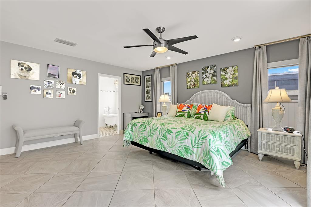 8324 Northwest 80th Street Tamarac, FL 33321 - Photo 18 of 40