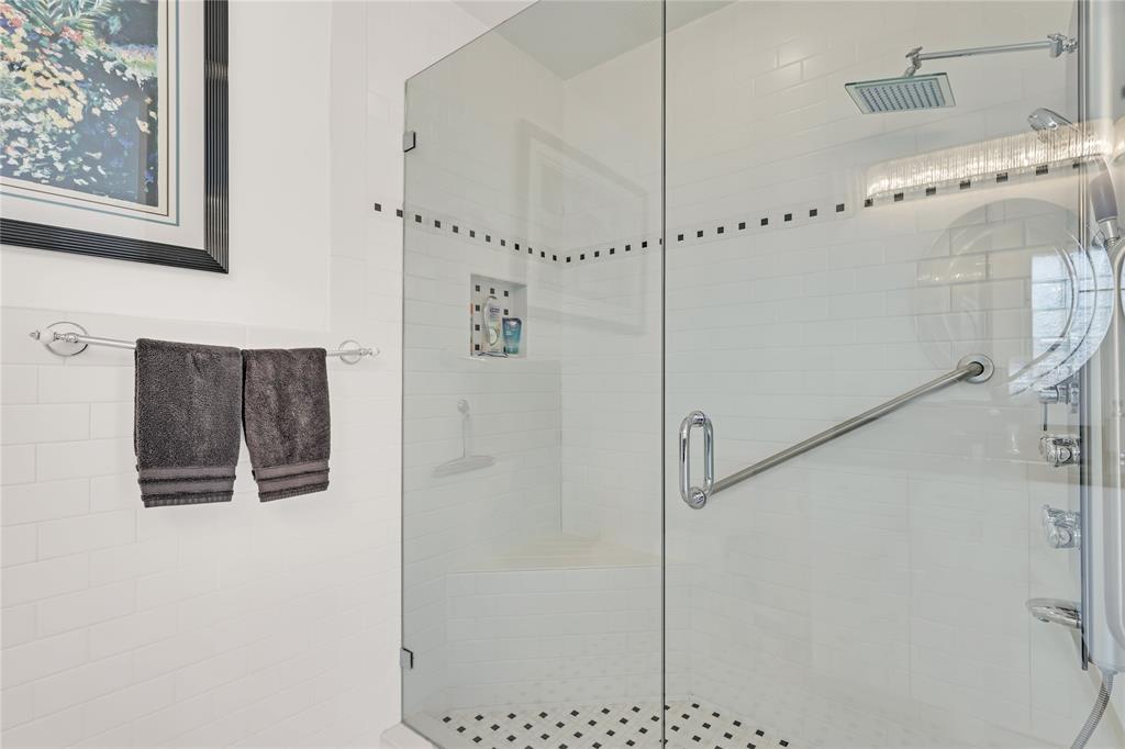 8324 Northwest 80th Street Tamarac, FL 33321 - Photo 21 of 40