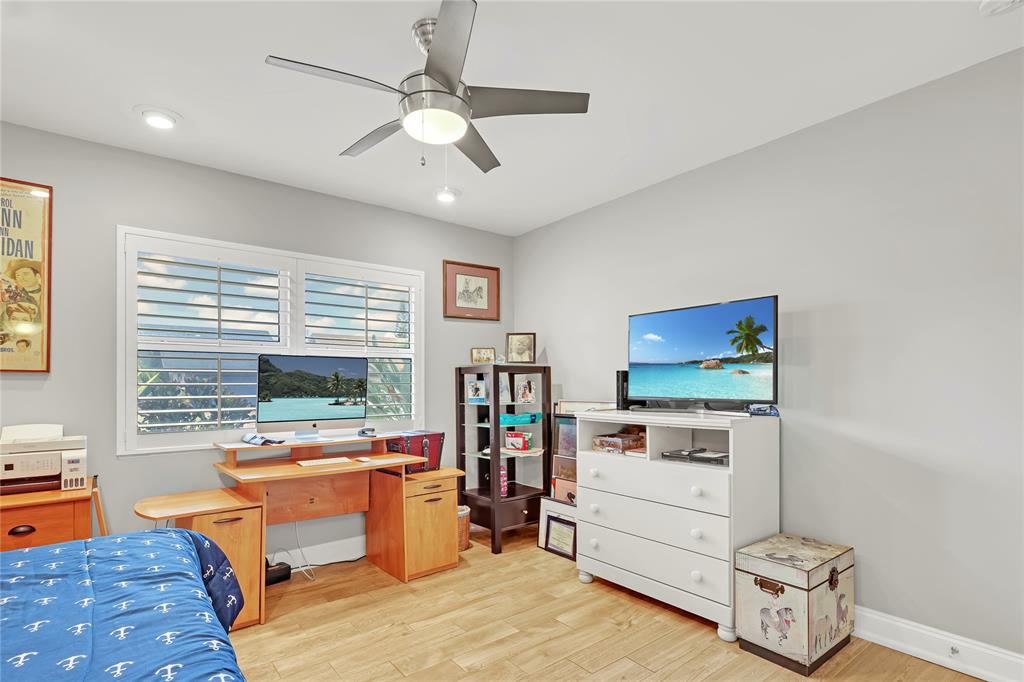 8324 Northwest 80th Street Tamarac, FL 33321 - Photo 24 of 40